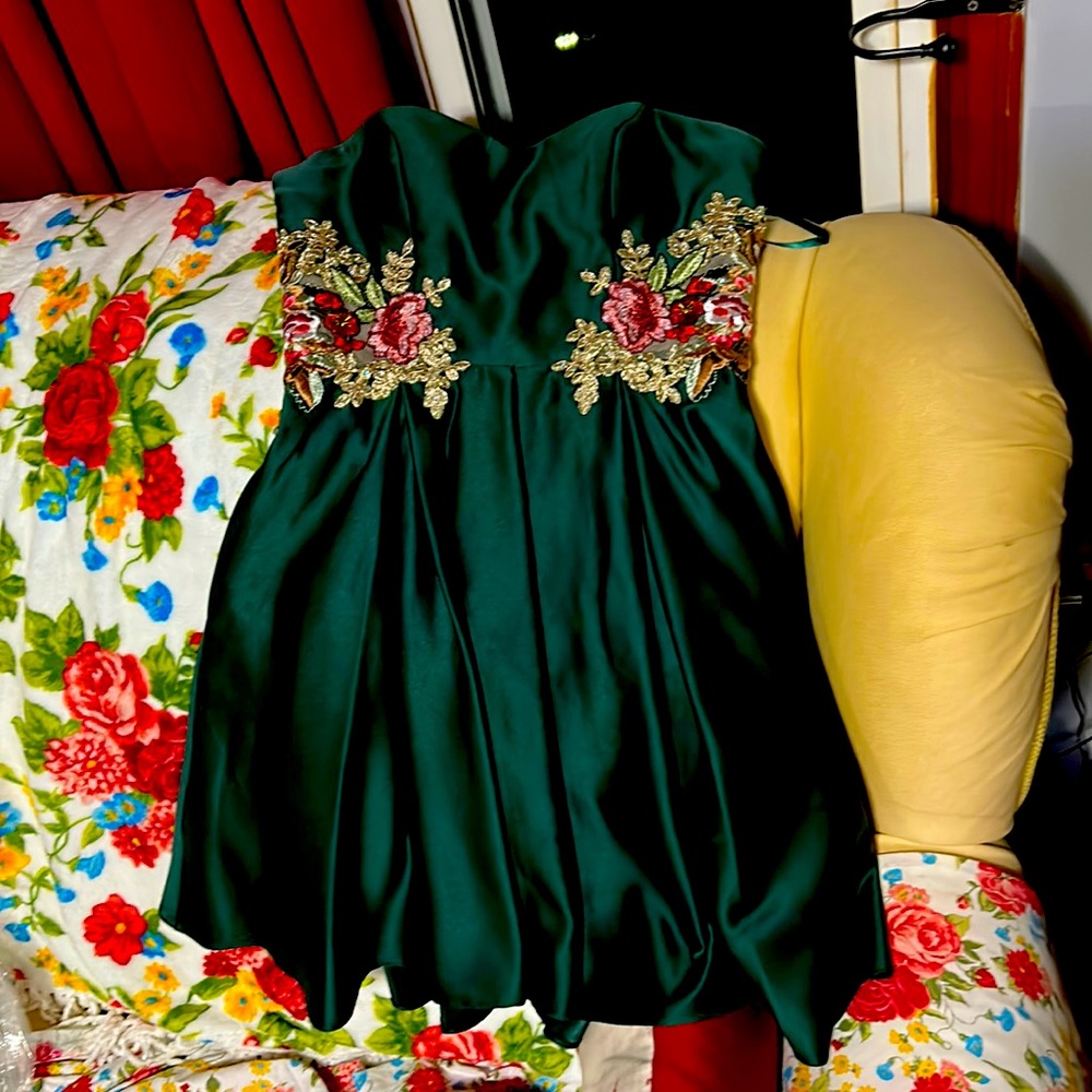 Blondie Nites size 3 junior formal dress. Worn once